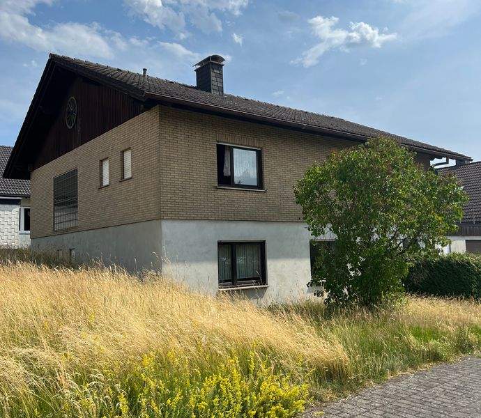 Einfamilienhäuser kaufen & verkaufen in Elben