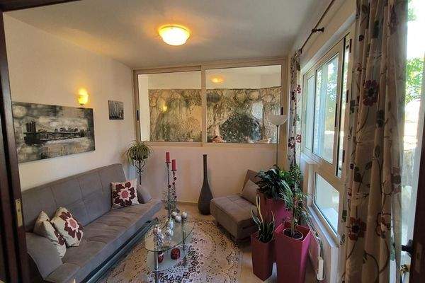 Kreta, Pirgos Psilonerou: Schönes Haus in toller Anlage in Strandlage zu verkaufen