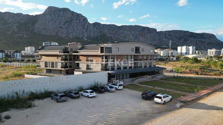 Apartment in a Complex with Pool Close to the Beach in Konyaaltı