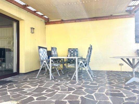 Die überdachte Terrasse