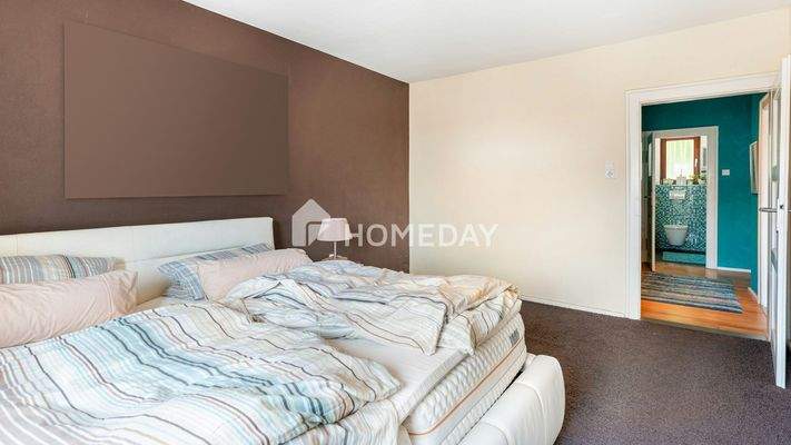 1. OG Schlafzimmer 1 2