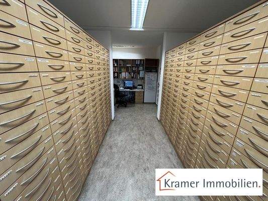 ehemalige Apotheke im EG