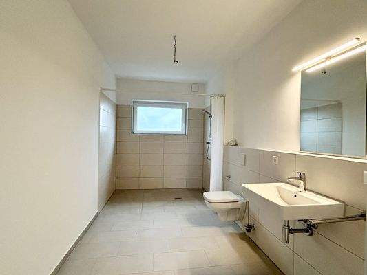 Bad 2 (Beispielwhg m. gleicher Ausstattung und Grundriss)