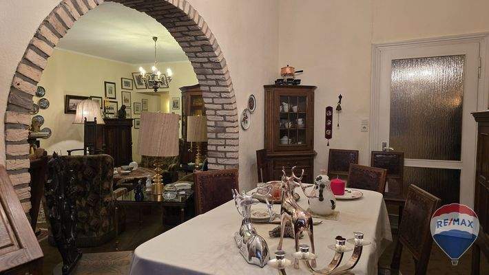 Wohn-/Esszimmer (1.OG)