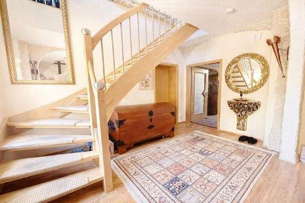 Diele mit Treppenaufgang