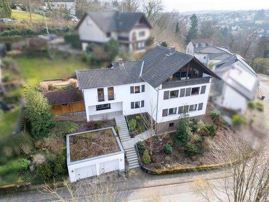 Familienfreundliches Zweifamilienhaus in Lebach