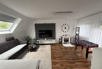 Wohnzimmer Wohnung DG