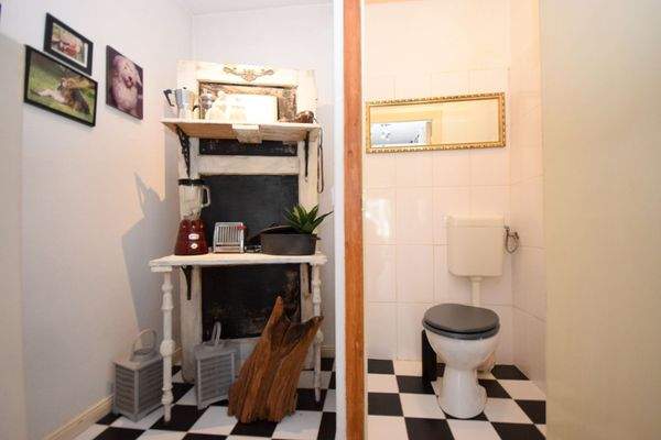 Detail und WC Soutteraiin