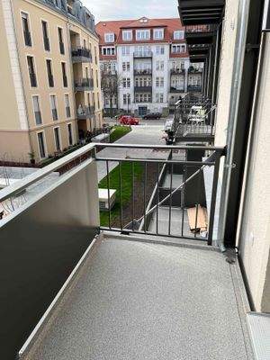 Balkonbeispiel einer Vergleichswohnung im Gebäude