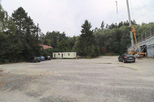 Außenfläche - Blick von Osten