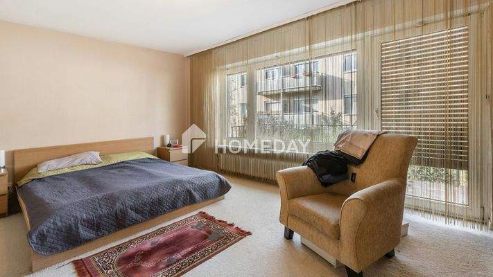 1. OG Schlafzimmer 1