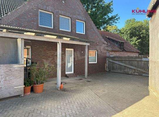 Hintereingang mit Zugang zum