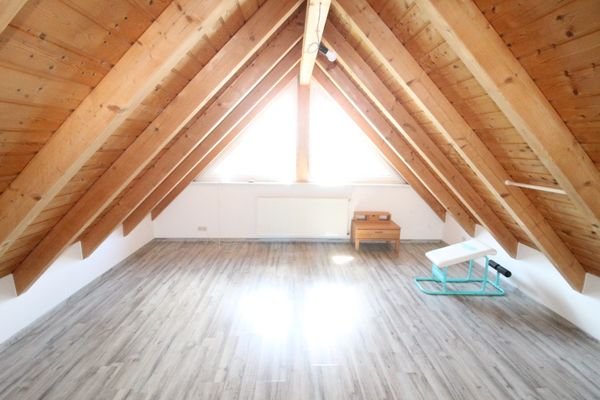 Dachzimmer DG 1