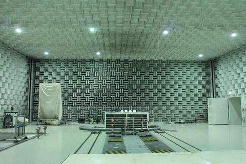 Sassenburg Halle, Sassenburg Hallenfläche