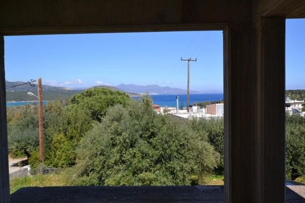 Kreta, Istron: Unfertiges Gebäude mit offenem Meerblick von allen Zimmern zu verkaufen - Rohbau