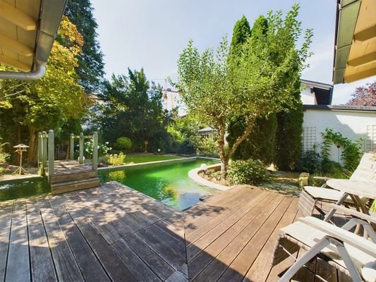 Poolterrasse