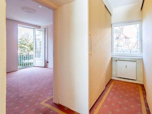 Schlafzimmer mit Ankleidebereich