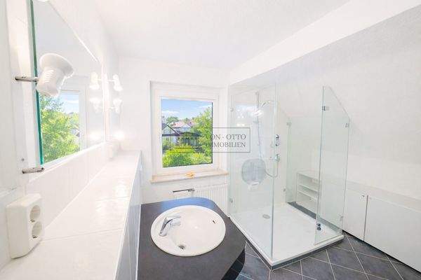 Duschbad mit Tageslicht