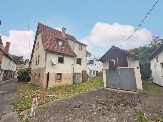 Haus 15 - Außenansicht mit Garage