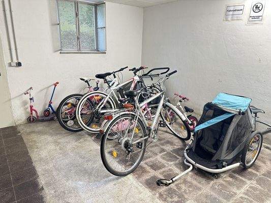 Fahrradabstellraum