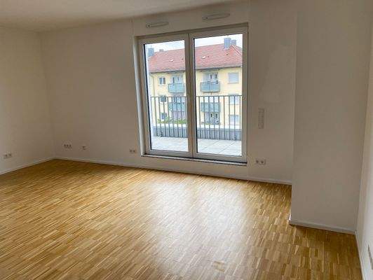 Wohn- & Esszimmer - Vergleichsbild aus einer anderen Wohnung im Objekt