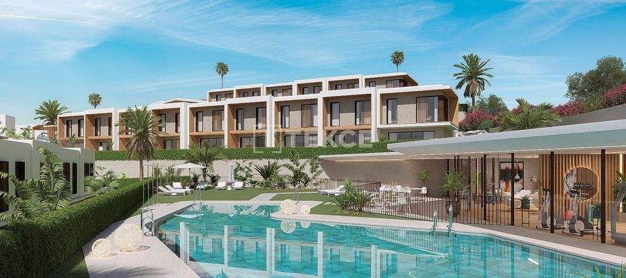 Sea View Townhouses with Private Garden in Mijas Malaga