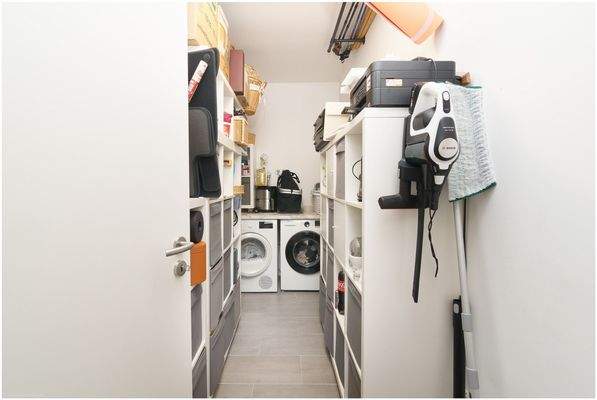 Einliegerwohnung Hauswirtschaftsraum