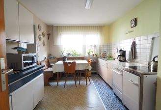 Küche (rechte Haushälfte)