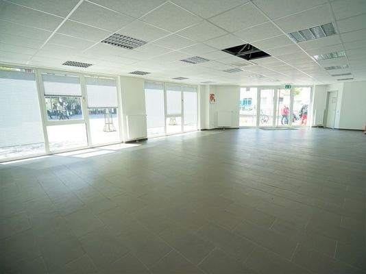 Große Schaufensterfront