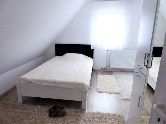 Schlafzimmer OG