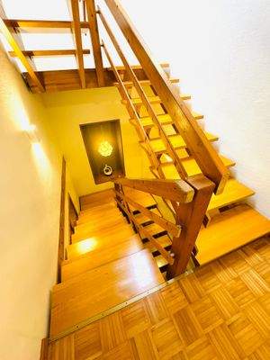 28.1. Treppe EG zu OG