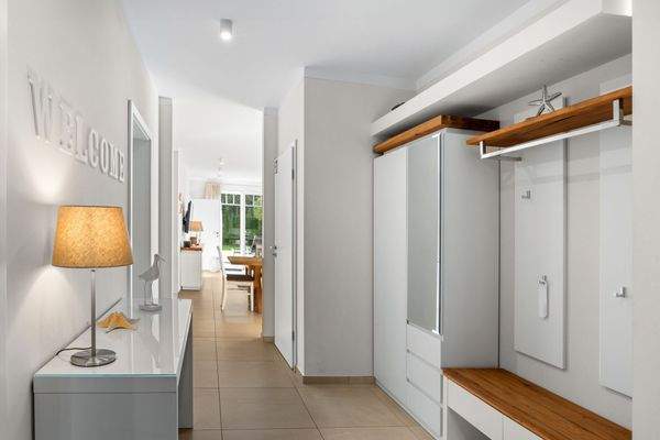 Haus am Wald – Zwei Häuser mit vier Ferienwohnungen DAHLER Rostock