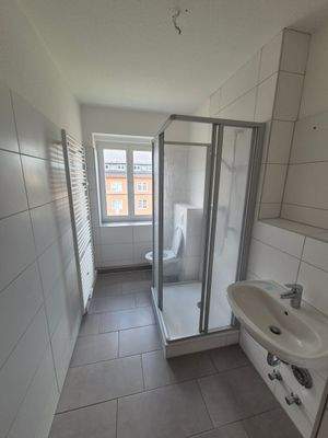 Modernes Badezimmer