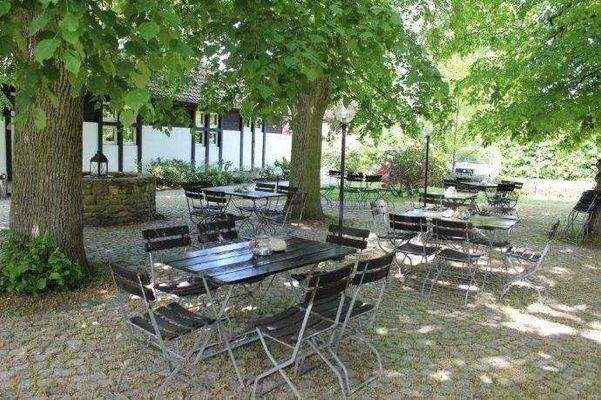 Idyllischer Biergarten 
