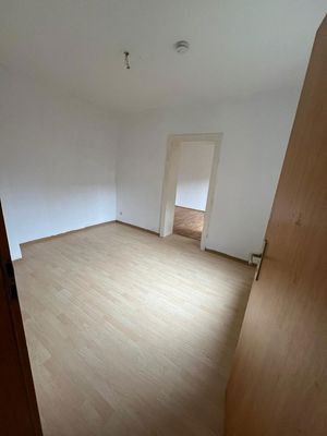 Arbeitszimmer/Durchgangszimmer