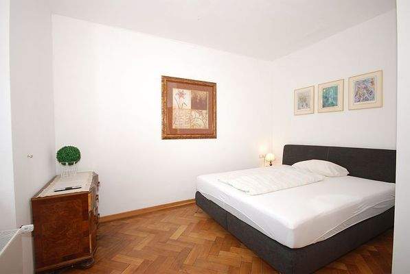 4-Zimmer-Ferienwohnung-AW5-2-017-sz 3 1.jpg