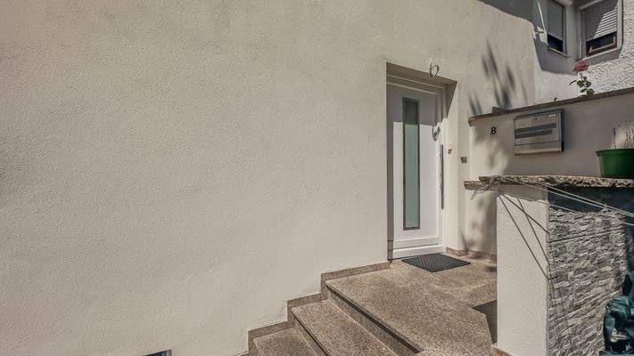 Eingangsbereich außen