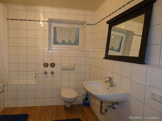 Wannenbad Einliegerwohnung