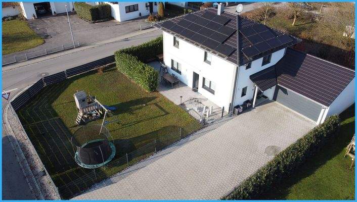 große eigene Spielstrasse