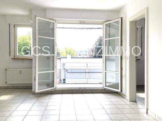 Durchgang zum Balkon