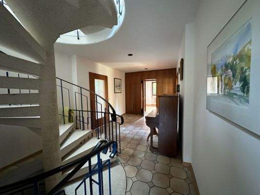 helle, großzügige Diele