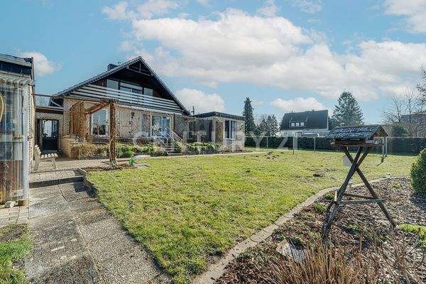 Garten - Rückansicht - Terrasse