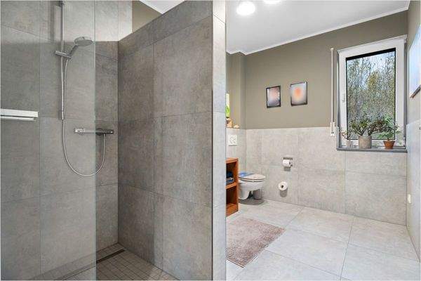 Peter Dondorf Immobilie - Badezimmer