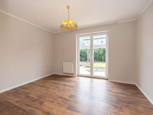 Schlafzimmer / Büro im Erdgeschoss