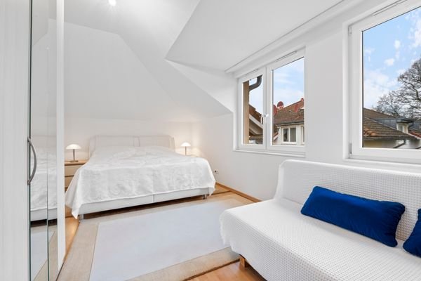 Schlafzimmer DG