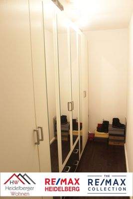 Begehbarer Kleiderschrank UG