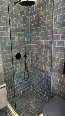 Kreta, Kournas: Malerisches Steinhaus mit bezauberndem See- und Meerblick zu verkaufen