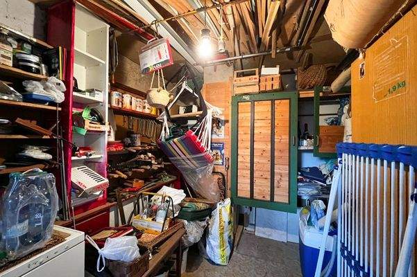 Gartenhütte ist zur Zeit Werkstatt