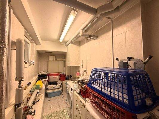 Wohnkeller / Waschküche