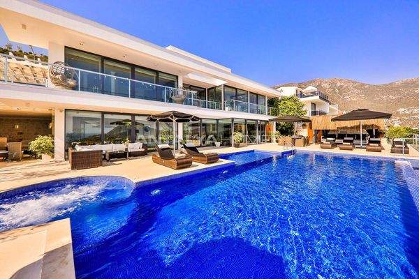 Sea and Mountain-View Villa with Private Pool in Kalkan Kaş